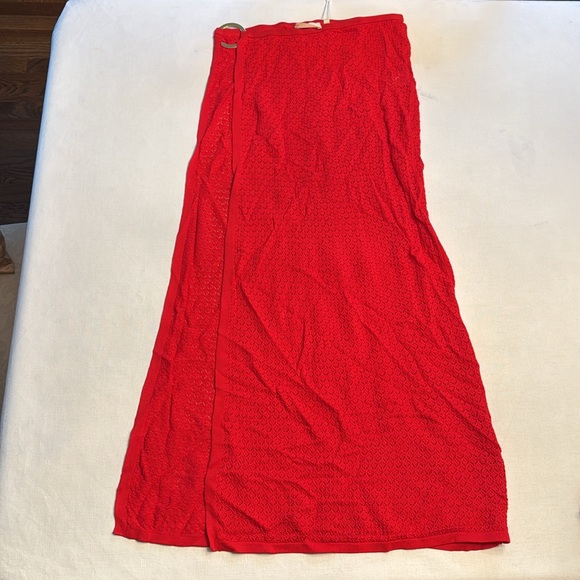 NWT MONDAY SWIMWEAR PALERMO SKIRT - CHILI PEPPER LACE CROCHET - Picture 4 of 6